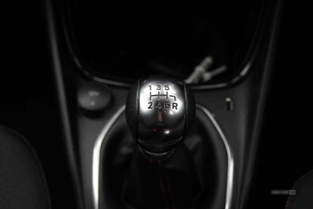 Aug 2022 Ford Puma 1.0 EcoBoost Hybrid mHEV ST-Line 5dr