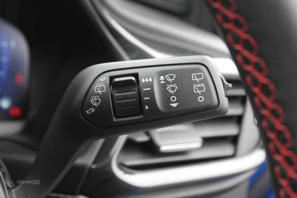 Aug 2022 Ford Puma 1.0 EcoBoost Hybrid mHEV ST-Line 5dr