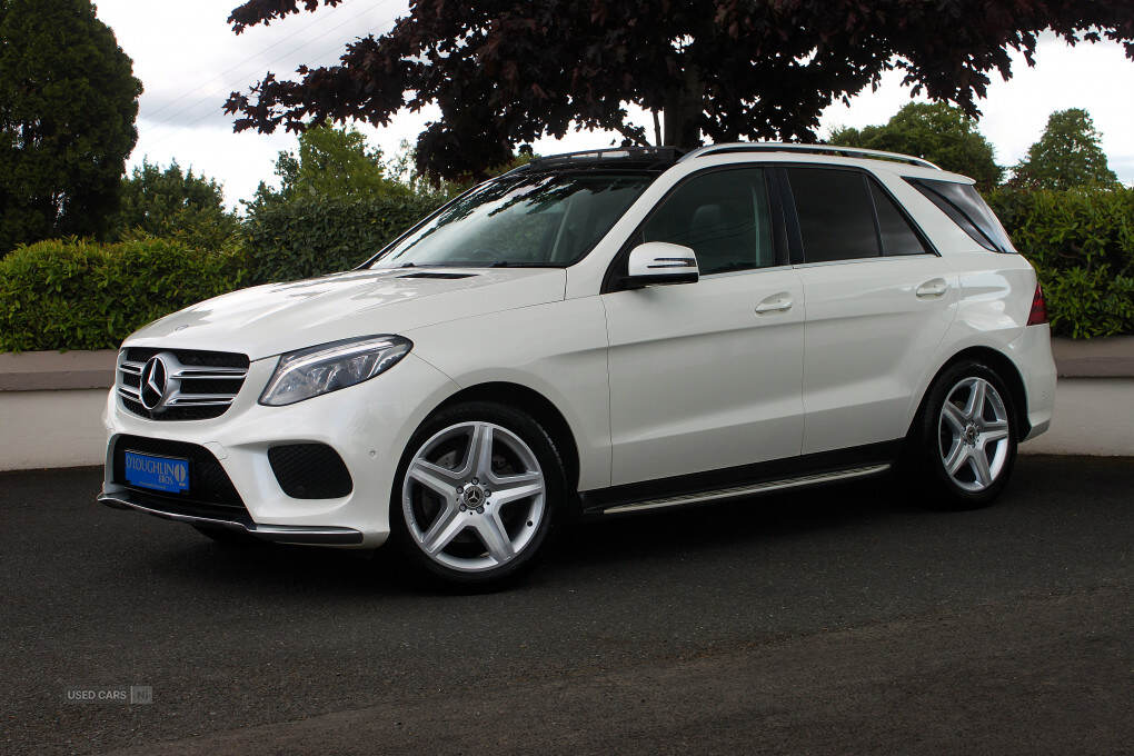 May 2016 Mercedes-Benz GLE GLE 350d 4Matic AMG Line Premium 5dr 9G-Tronic