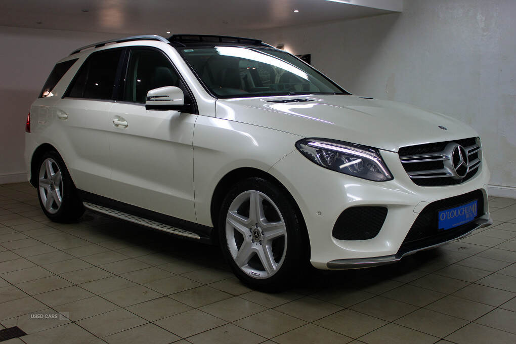 May 2016 Mercedes-Benz GLE GLE 350d 4Matic AMG Line Premium 5dr 9G-Tronic