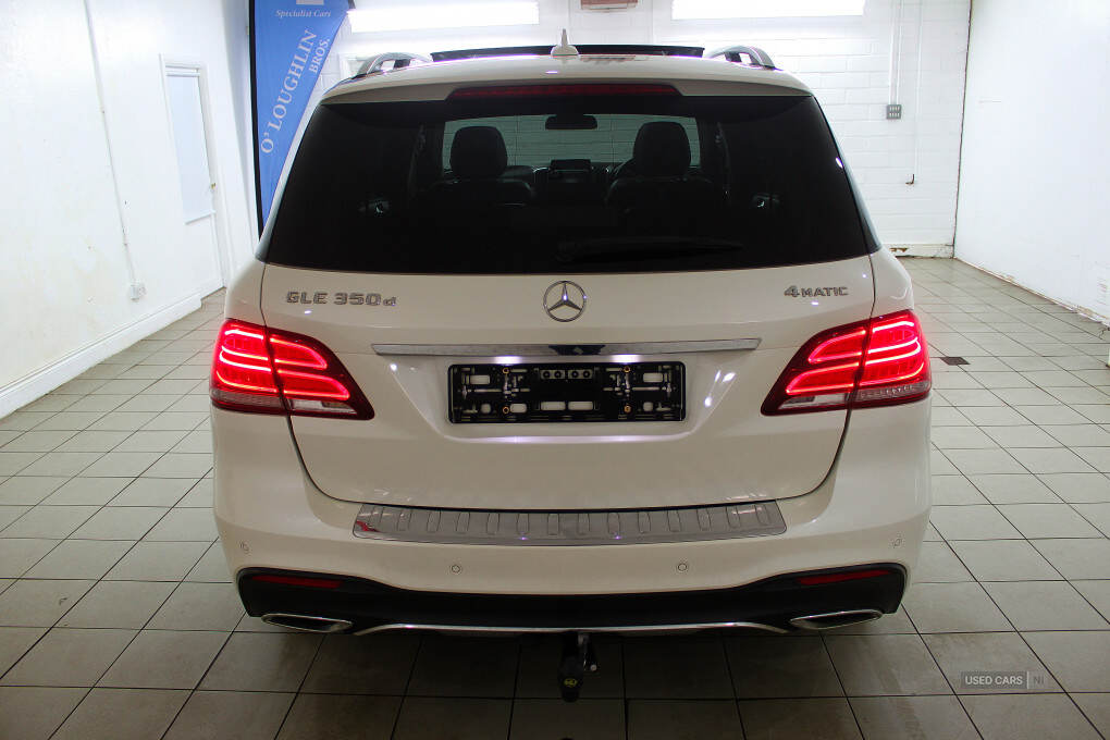 May 2016 Mercedes-Benz GLE GLE 350d 4Matic AMG Line Premium 5dr 9G-Tronic