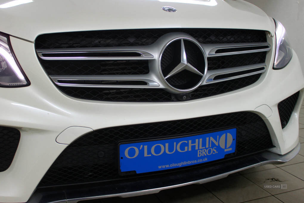 May 2016 Mercedes-Benz GLE GLE 350d 4Matic AMG Line Premium 5dr 9G-Tronic