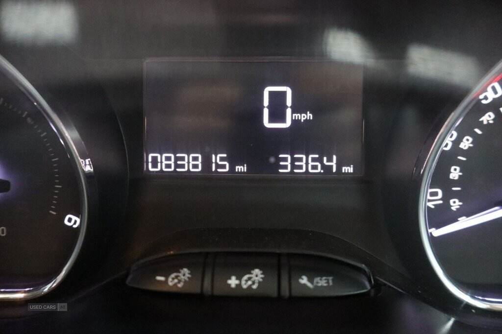 Jun 2015 Peugeot 2008 1.4 HDi Active 5dr