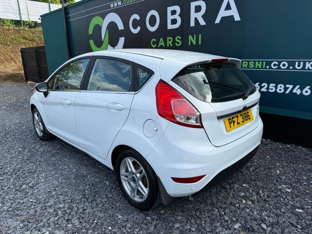 Sep 2013 Ford Fiesta 1.6 Zetec 5dr Powershift
