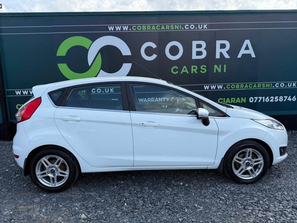 Sep 2013 Ford Fiesta 1.6 Zetec 5dr Powershift