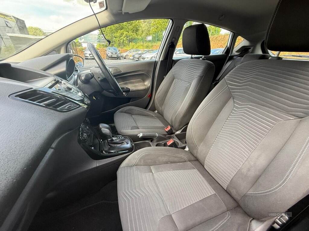 Sep 2013 Ford Fiesta 1.6 Zetec 5dr Powershift