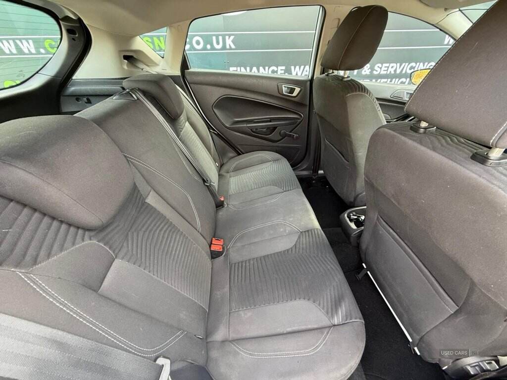 Sep 2013 Ford Fiesta 1.6 Zetec 5dr Powershift