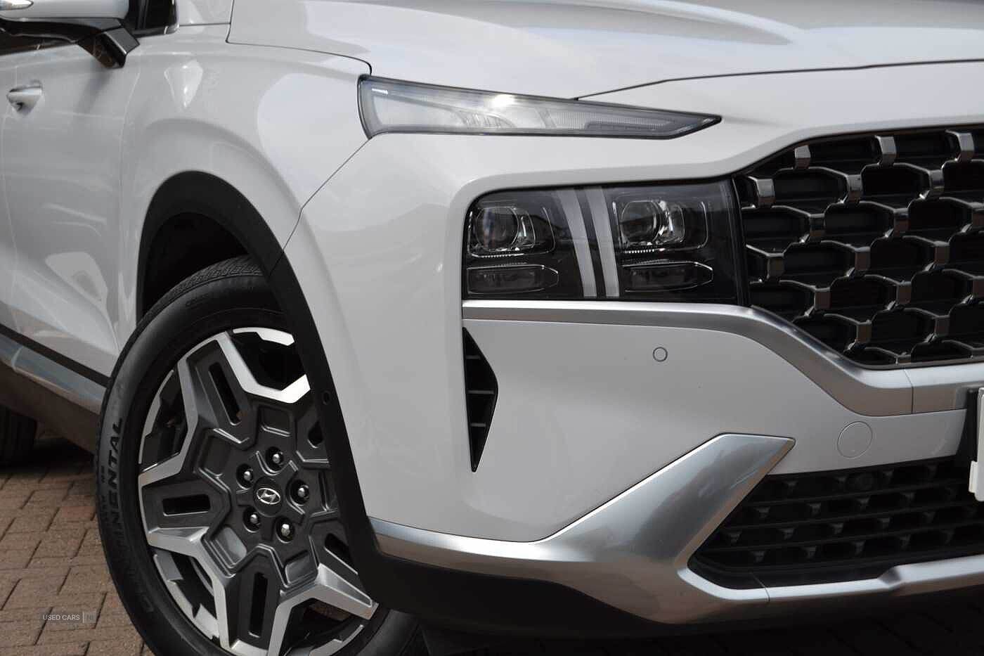 May 2022 Hyundai Santa Fe 1.6 TGDi Hybrid Ultimate 5dr Auto