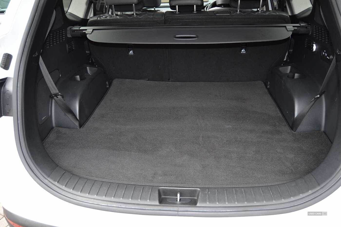 May 2022 Hyundai Santa Fe 1.6 TGDi Hybrid Ultimate 5dr Auto