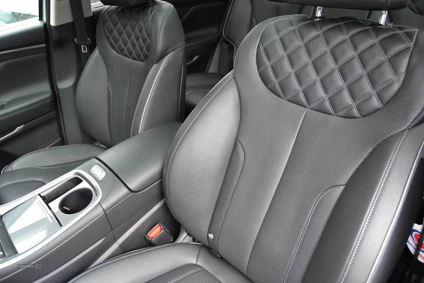 May 2022 Hyundai Santa Fe 1.6 TGDi Hybrid Ultimate 5dr Auto