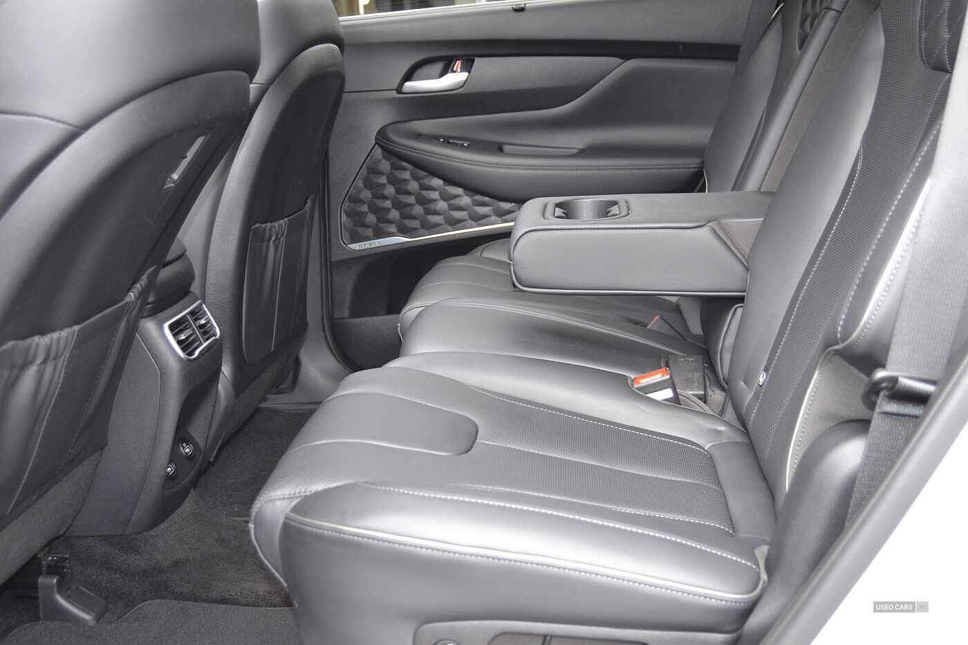 May 2022 Hyundai Santa Fe 1.6 TGDi Hybrid Ultimate 5dr Auto