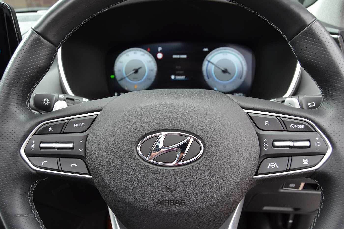 May 2022 Hyundai Santa Fe 1.6 TGDi Hybrid Ultimate 5dr Auto