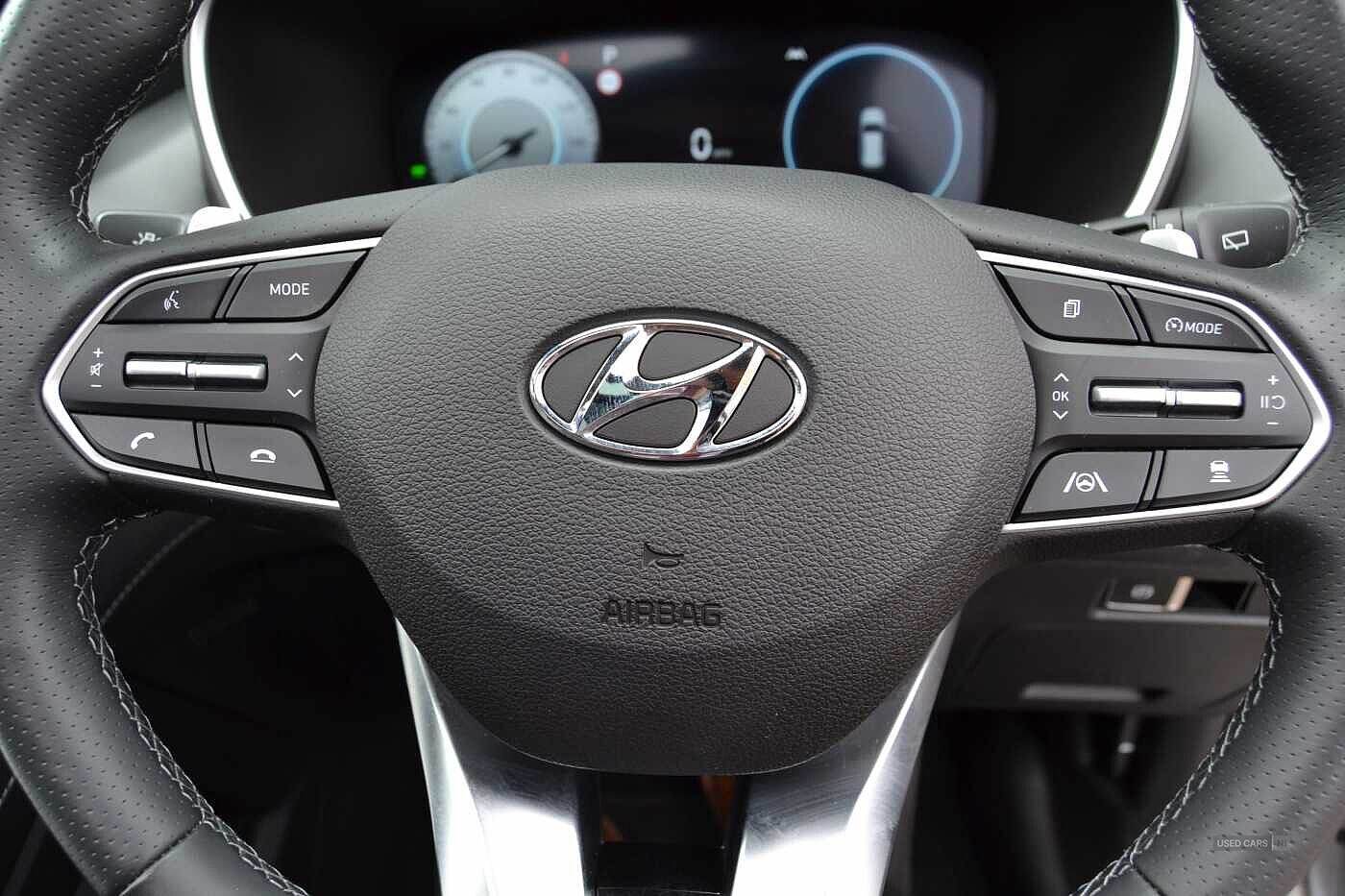 May 2022 Hyundai Santa Fe 1.6 TGDi Hybrid Ultimate 5dr Auto