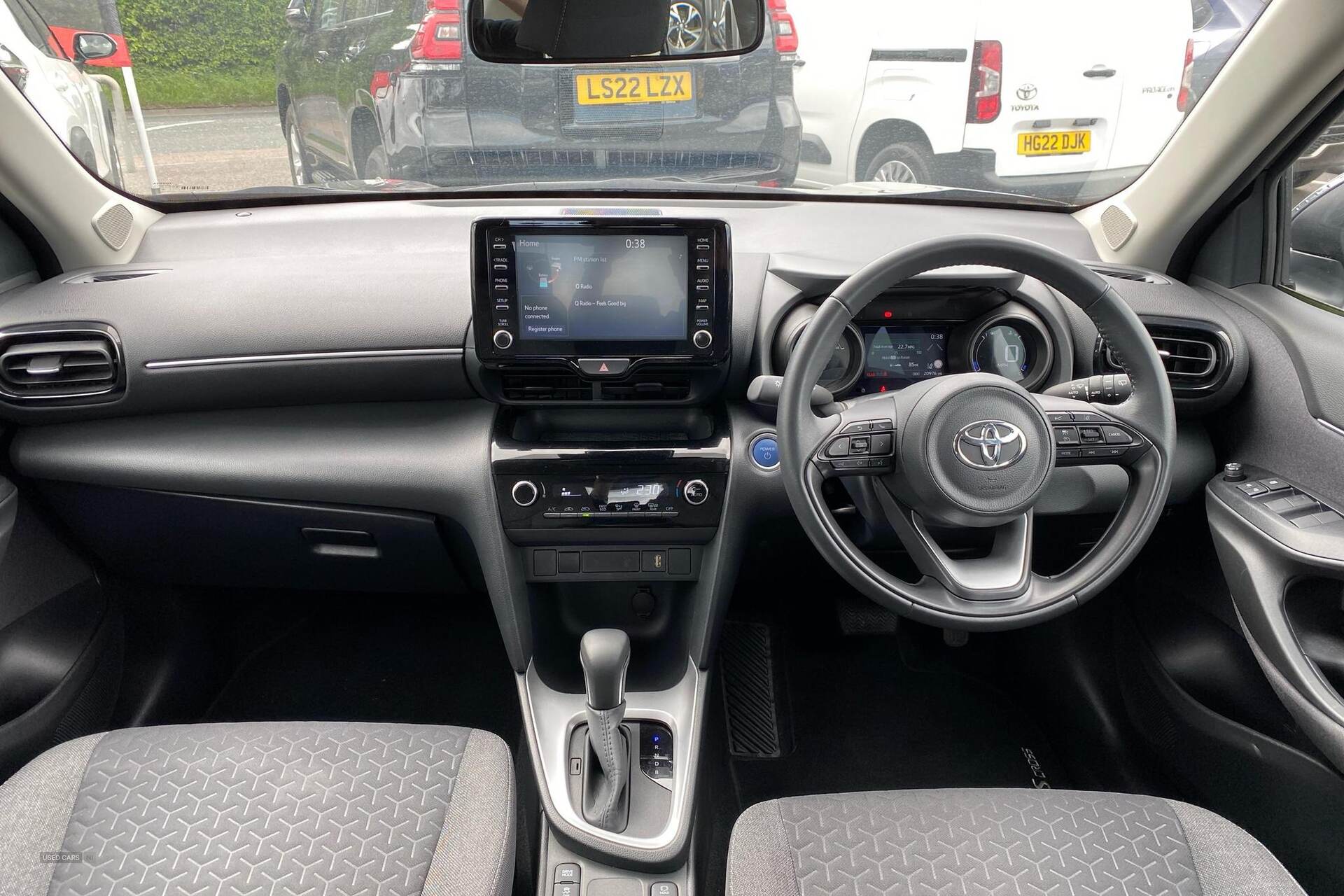 Apr 2023 Toyota Yaris Cross 1.5 Hybrid Icon 5dr CVT