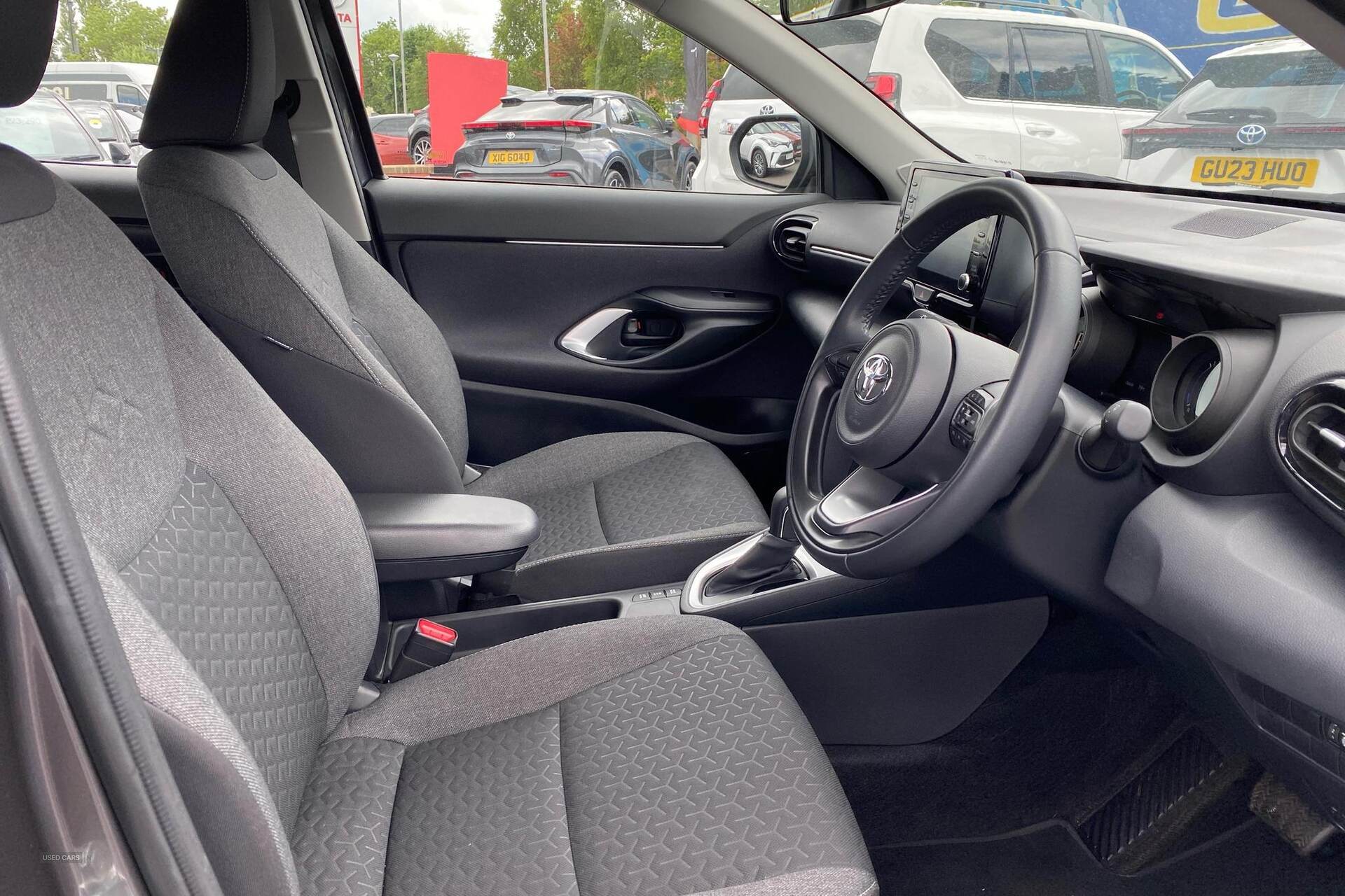 Apr 2023 Toyota Yaris Cross 1.5 Hybrid Icon 5dr CVT