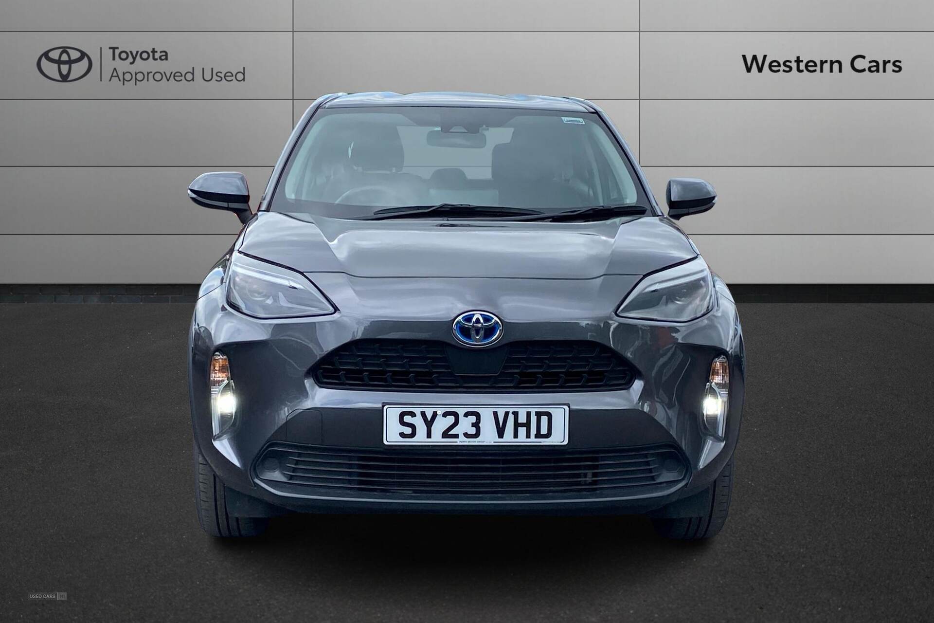 Apr 2023 Toyota Yaris Cross 1.5 Hybrid Icon 5dr CVT