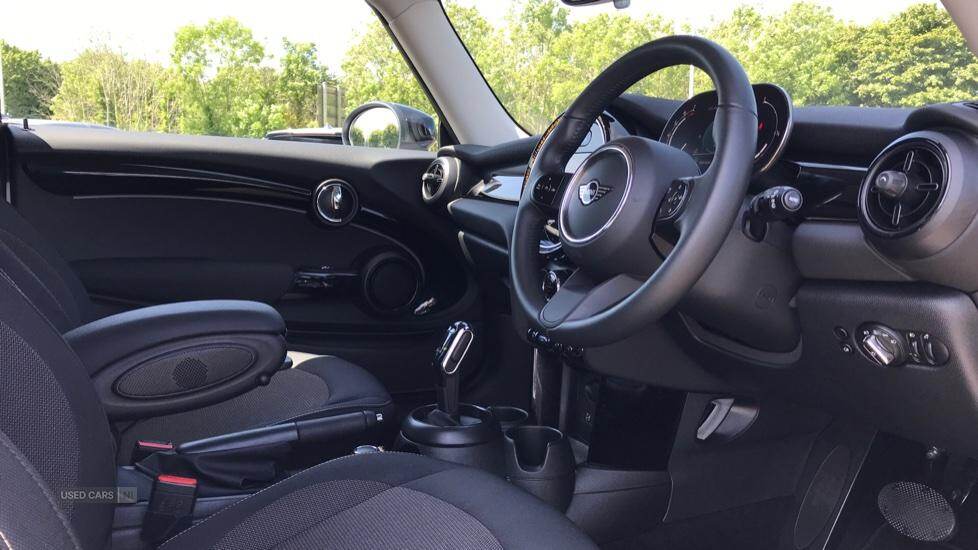 Jan 2024 MINI Hatch 1.5 Cooper Classic 3dr Auto