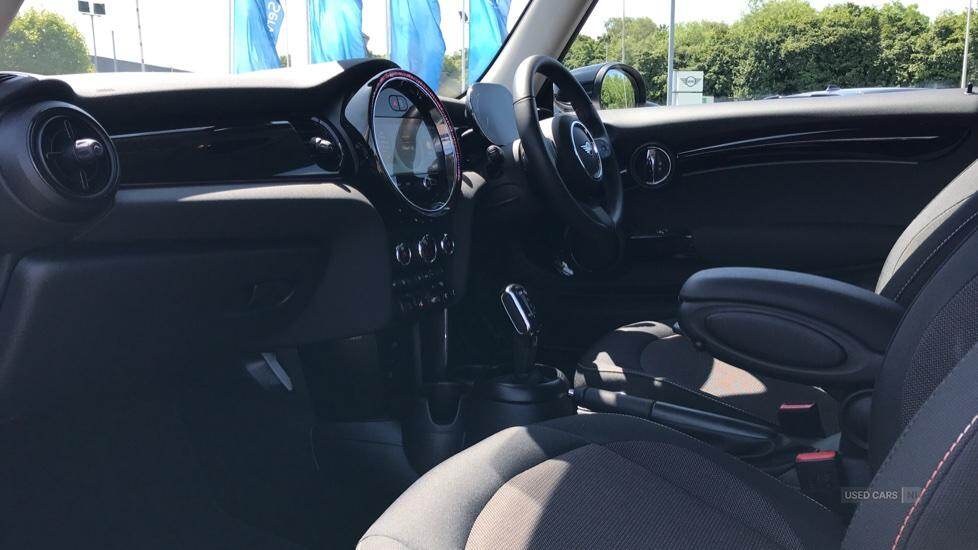 Jan 2024 MINI Hatch 1.5 Cooper Classic 3dr Auto