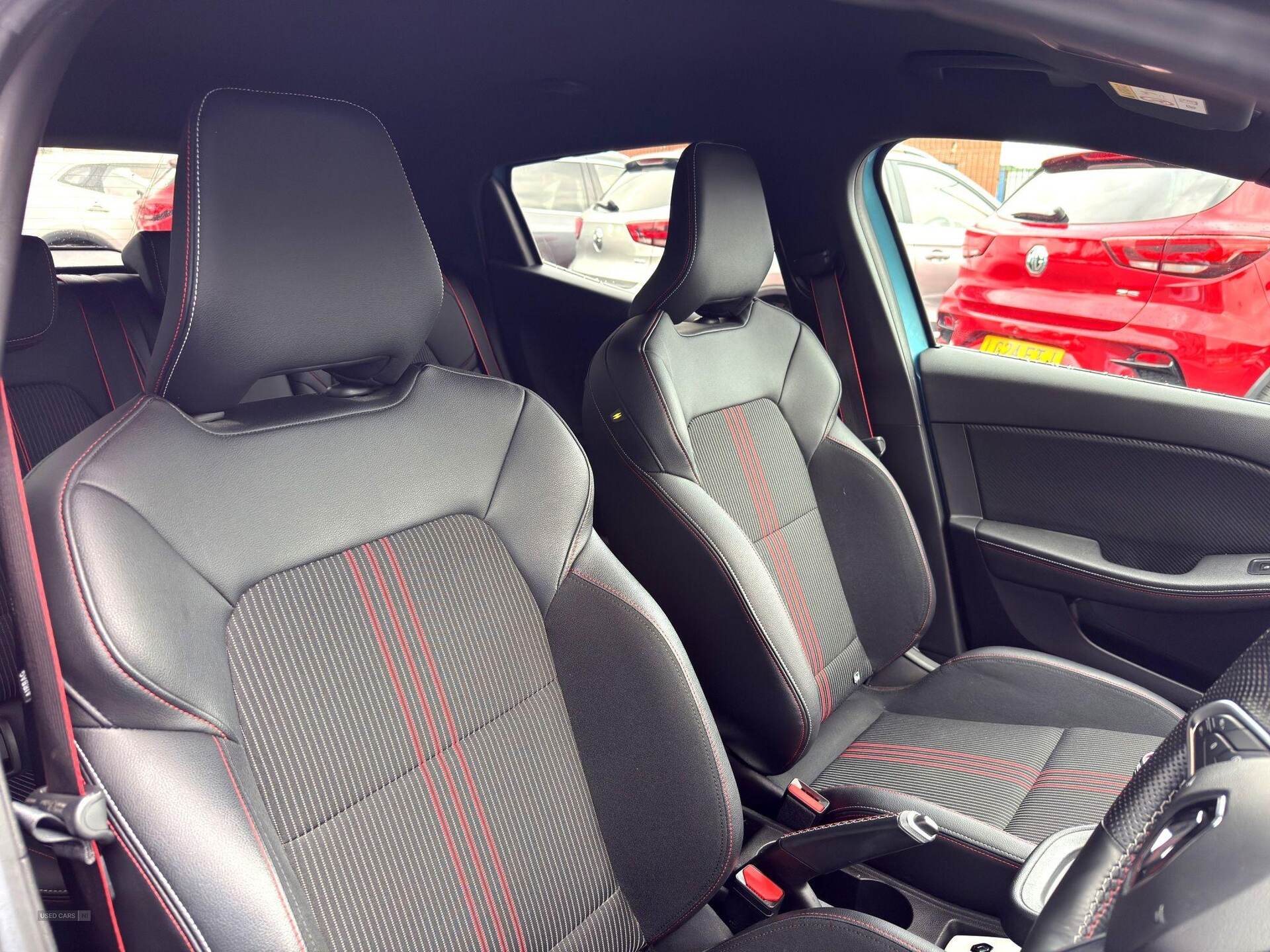 Feb 2020 Renault Clio 1.0 TCe 100 RS Line 5dr