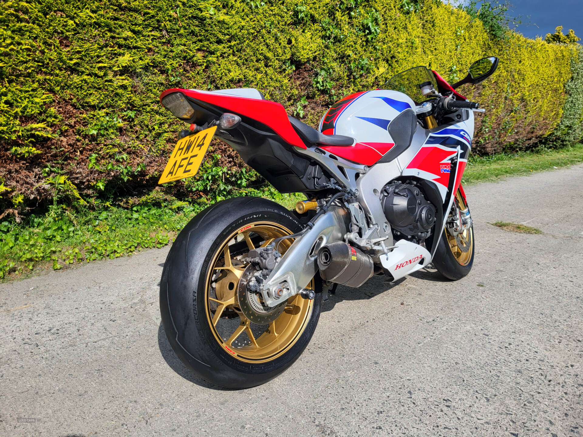Mar 2014 Honda CBR series / Fireblade CBR1000SAEE