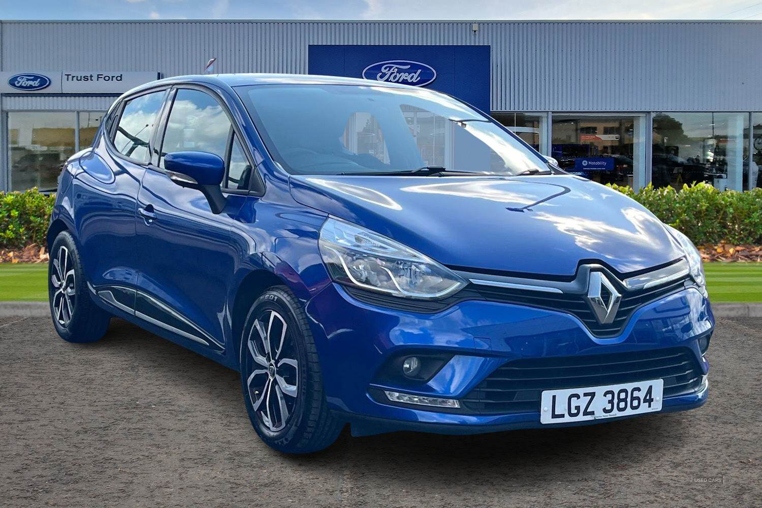 Sep 2018 Renault Clio 0.9 TCE 90 Play 5dr