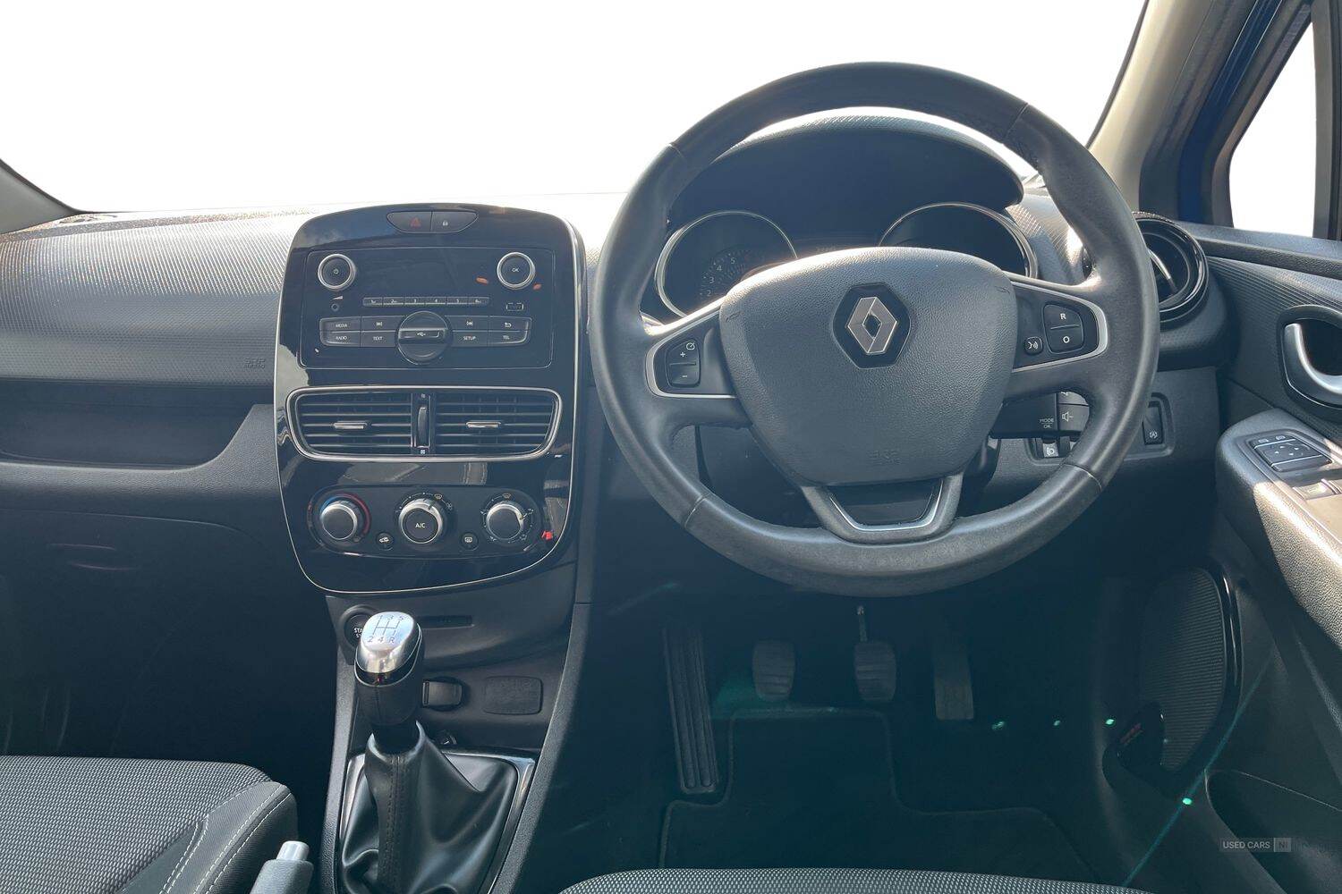 Sep 2018 Renault Clio 0.9 TCE 90 Play 5dr