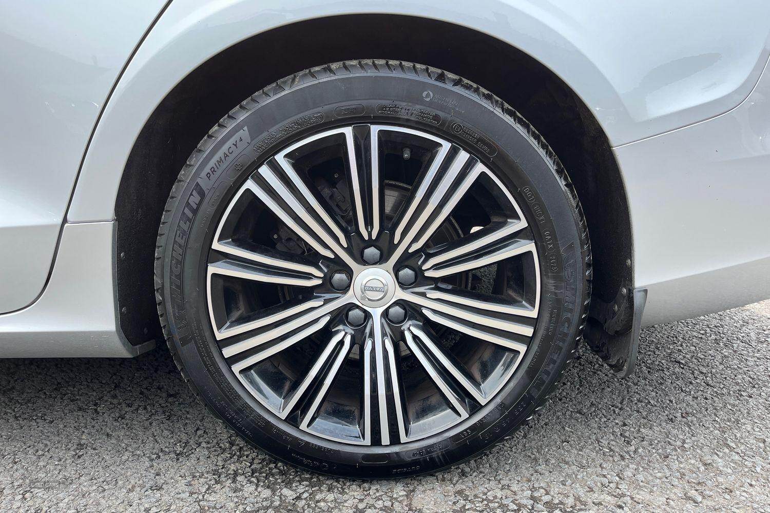 Nov 2019 Volvo V60 2.0 D4 [190] Inscription Plus 5dr Auto