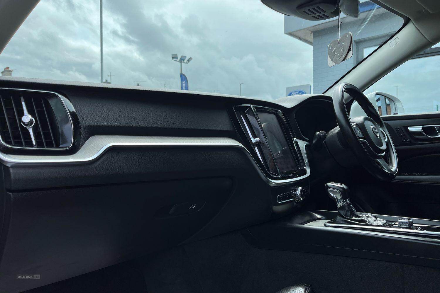 Nov 2019 Volvo V60 2.0 D4 [190] Inscription Plus 5dr Auto