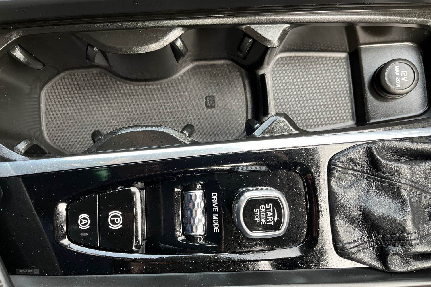 Nov 2019 Volvo V60 2.0 D4 [190] Inscription Plus 5dr Auto