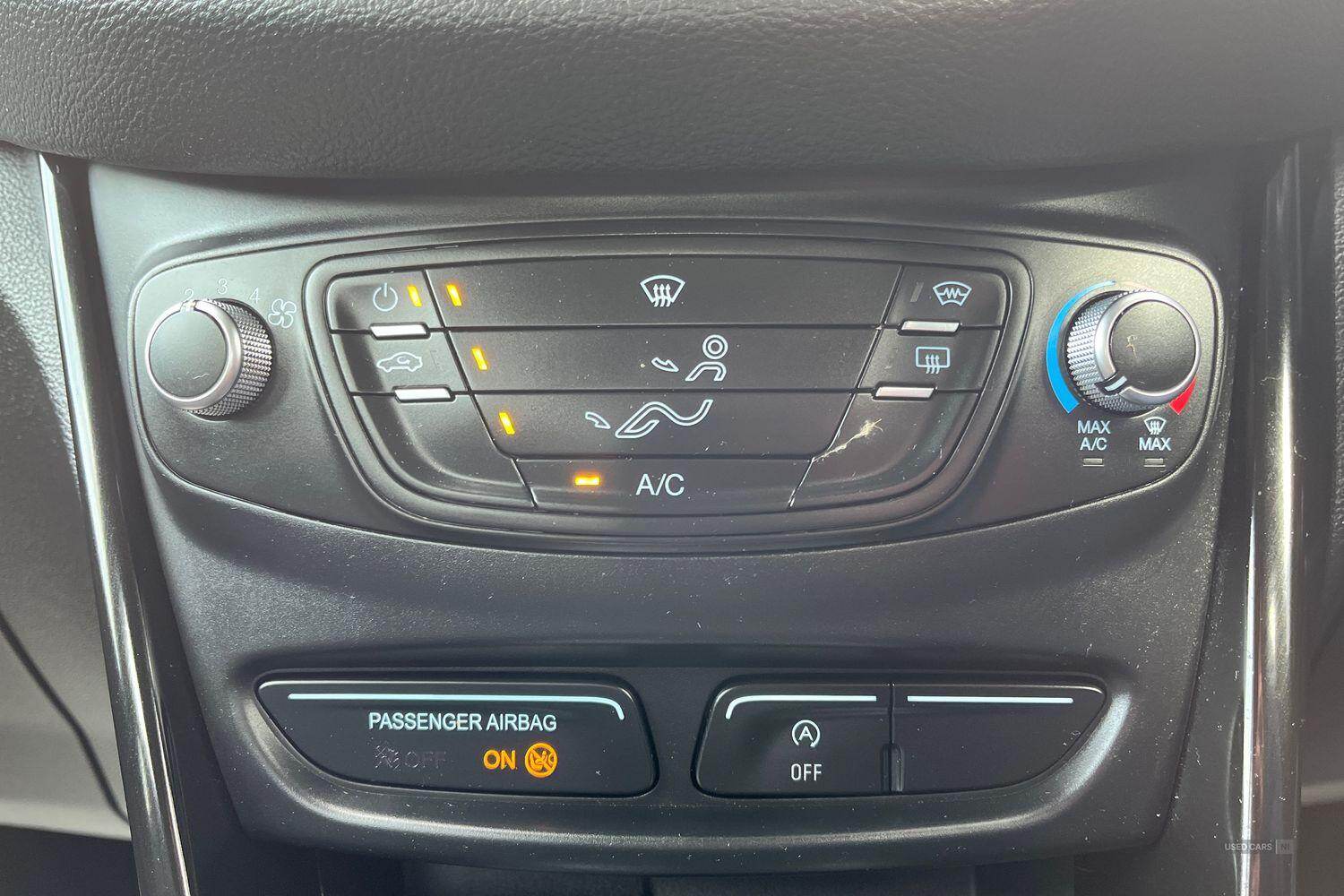 Jun 2017 Ford B-Max 1.0 EcoBoost 125 Zetec Navigator 5dr