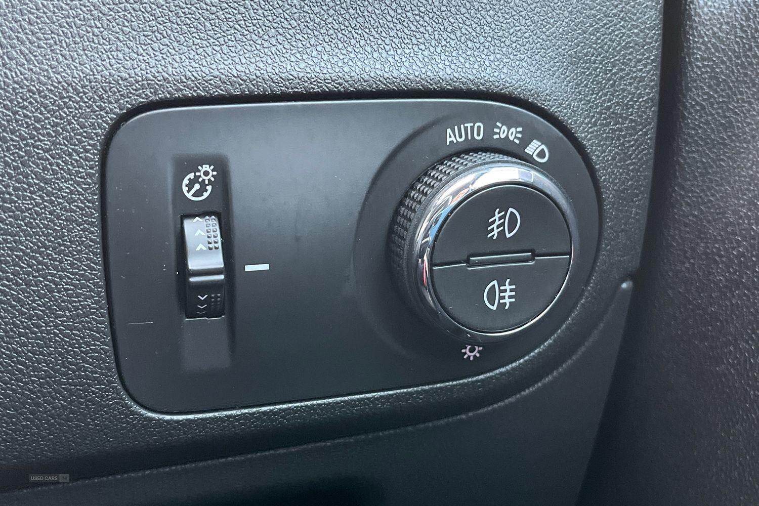 Nov 2021 Vauxhall Crossland 1.2 Turbo Elite Nav 5dr