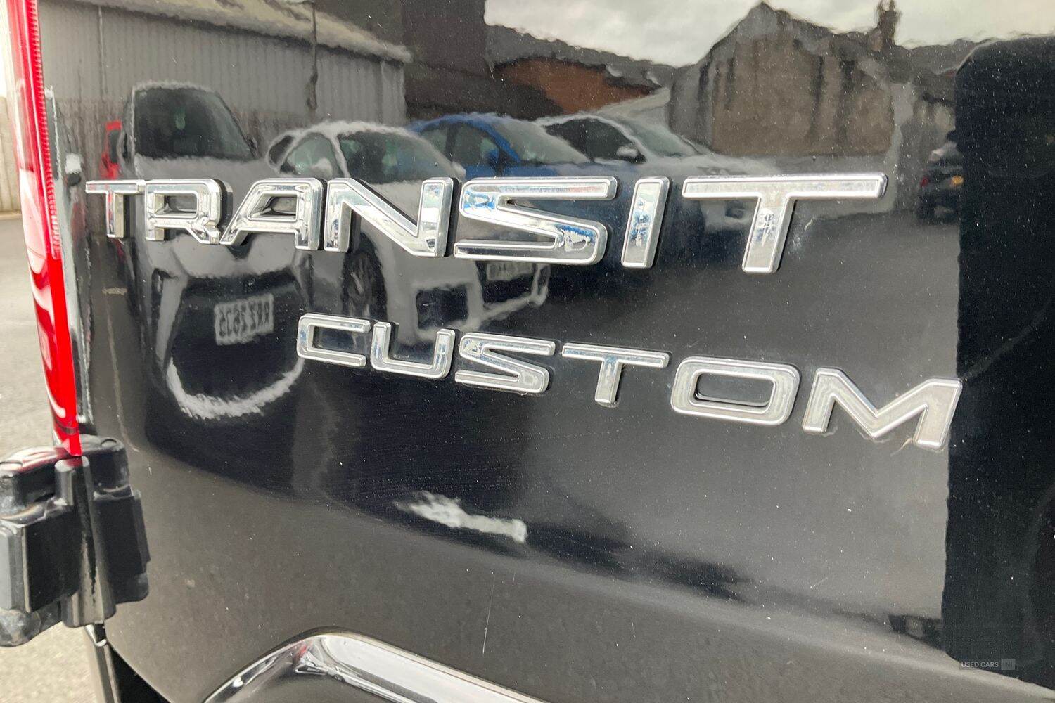 Nov 2022 Ford Transit Custom 2.0 EcoBlue 170ps Low Roof D/Cab Limited Van Auto