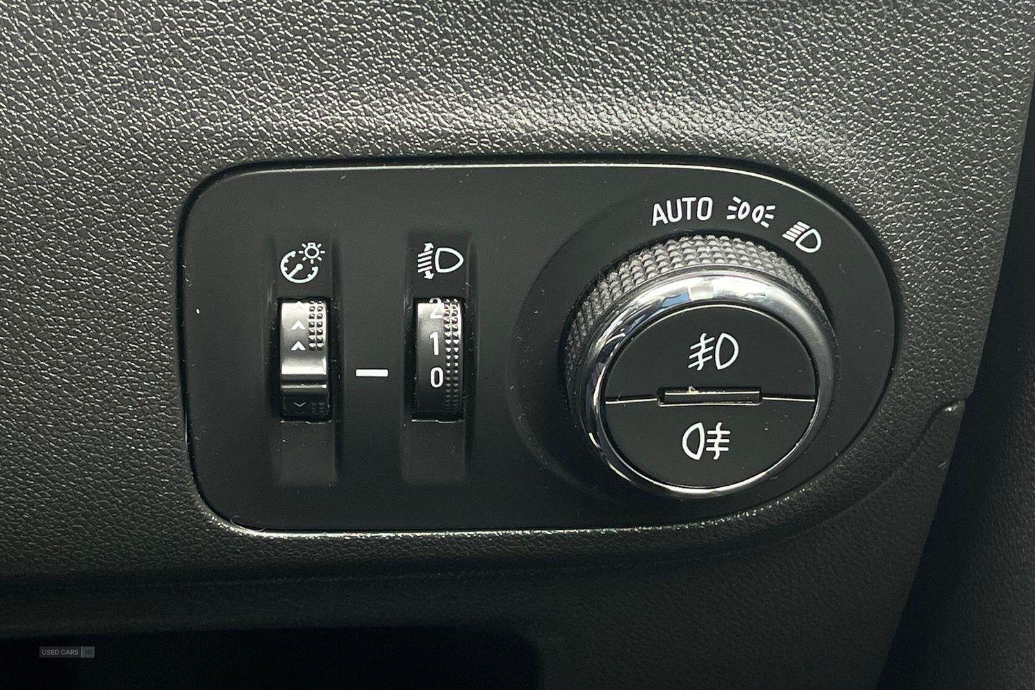 Jan 2019 Vauxhall Crossland X 1.5 Turbo D ecoTec [102] SE Nav 5dr [Start Stop]