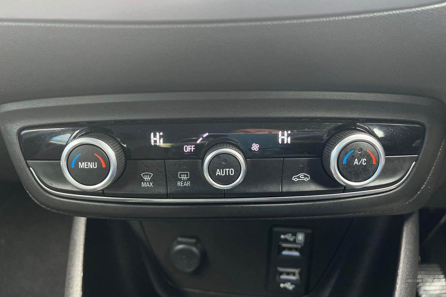 Jan 2019 Vauxhall Crossland X 1.5 Turbo D ecoTec [102] SE Nav 5dr [Start Stop]