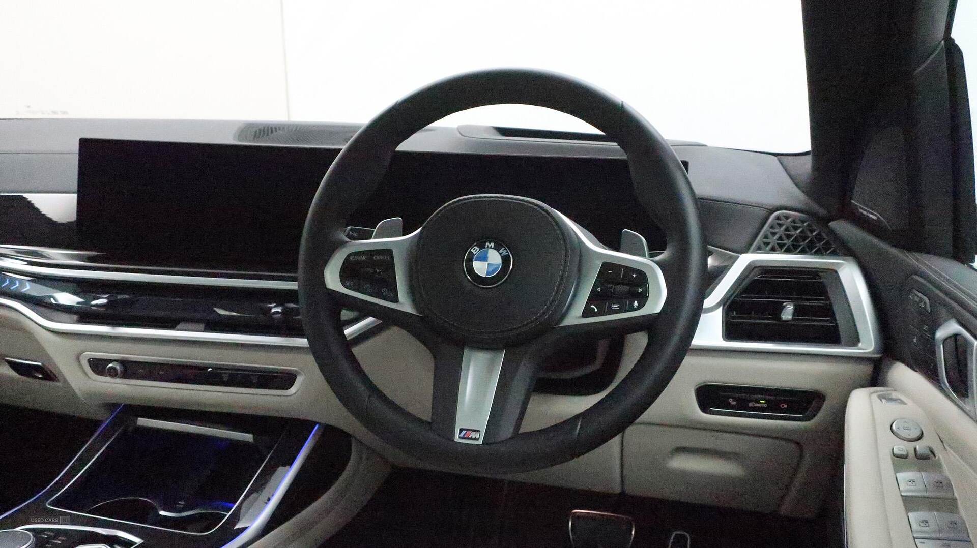  2025 BMW X7 xDrive40d M Sport