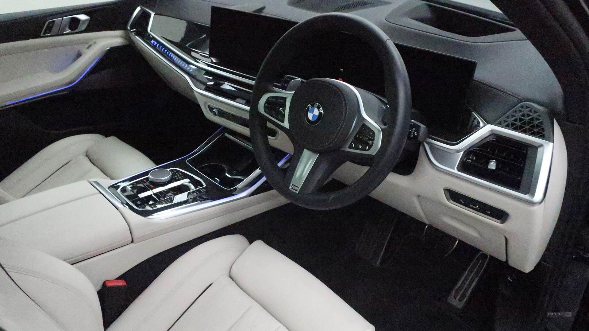  2025 BMW X7 xDrive40d M Sport