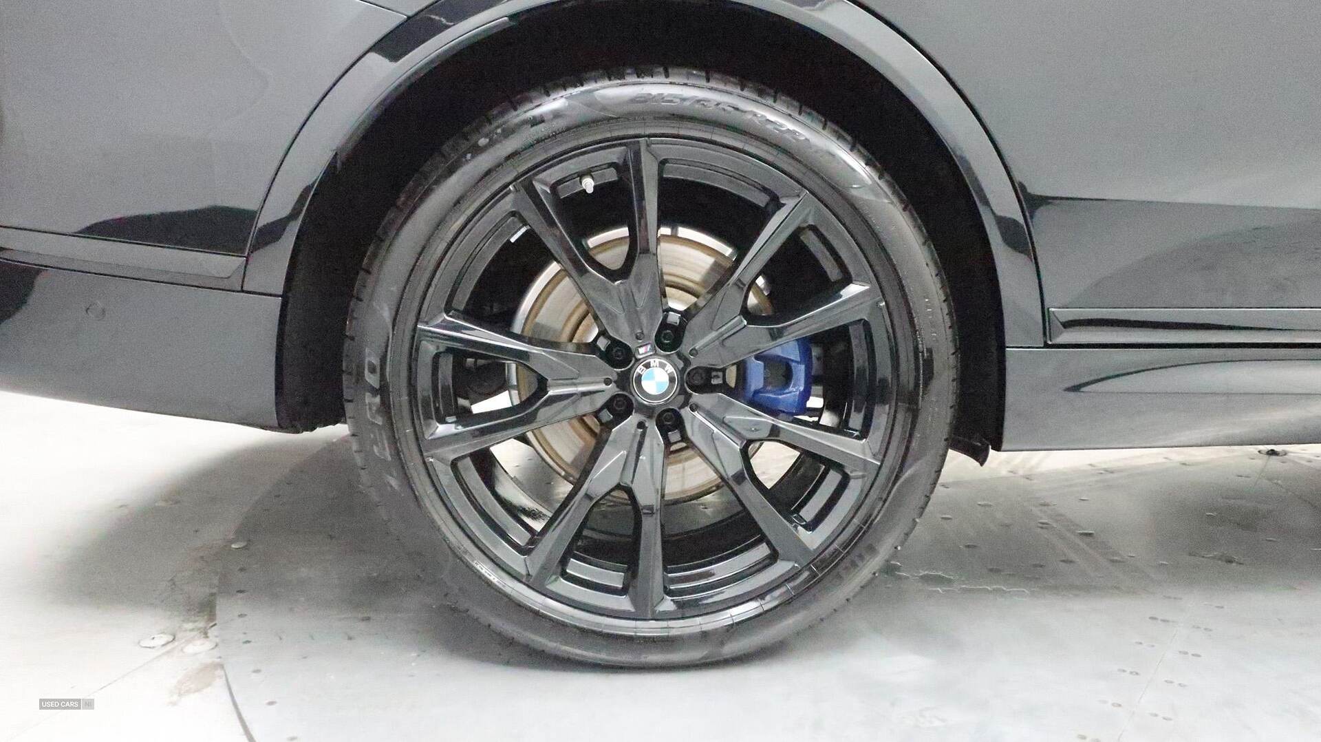  2025 BMW X7 xDrive40d M Sport