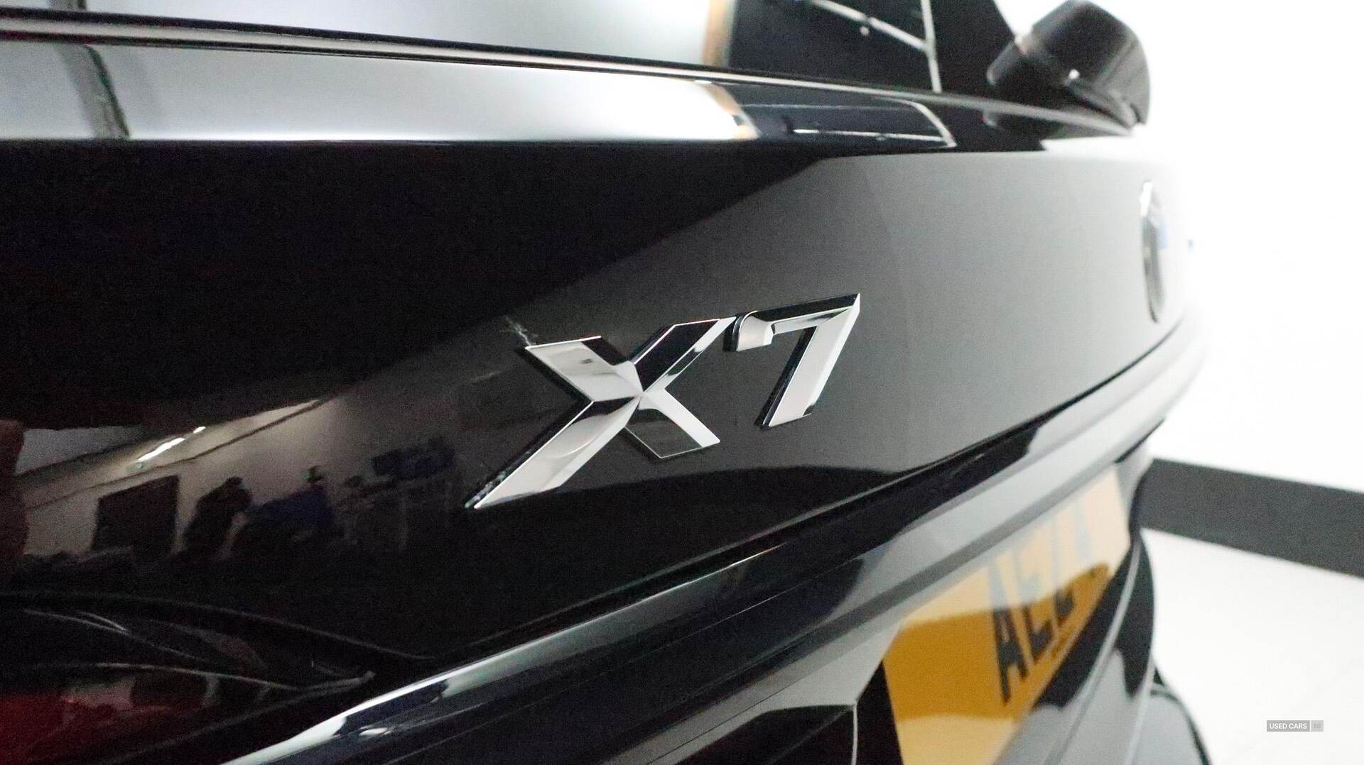  2025 BMW X7 xDrive40d M Sport