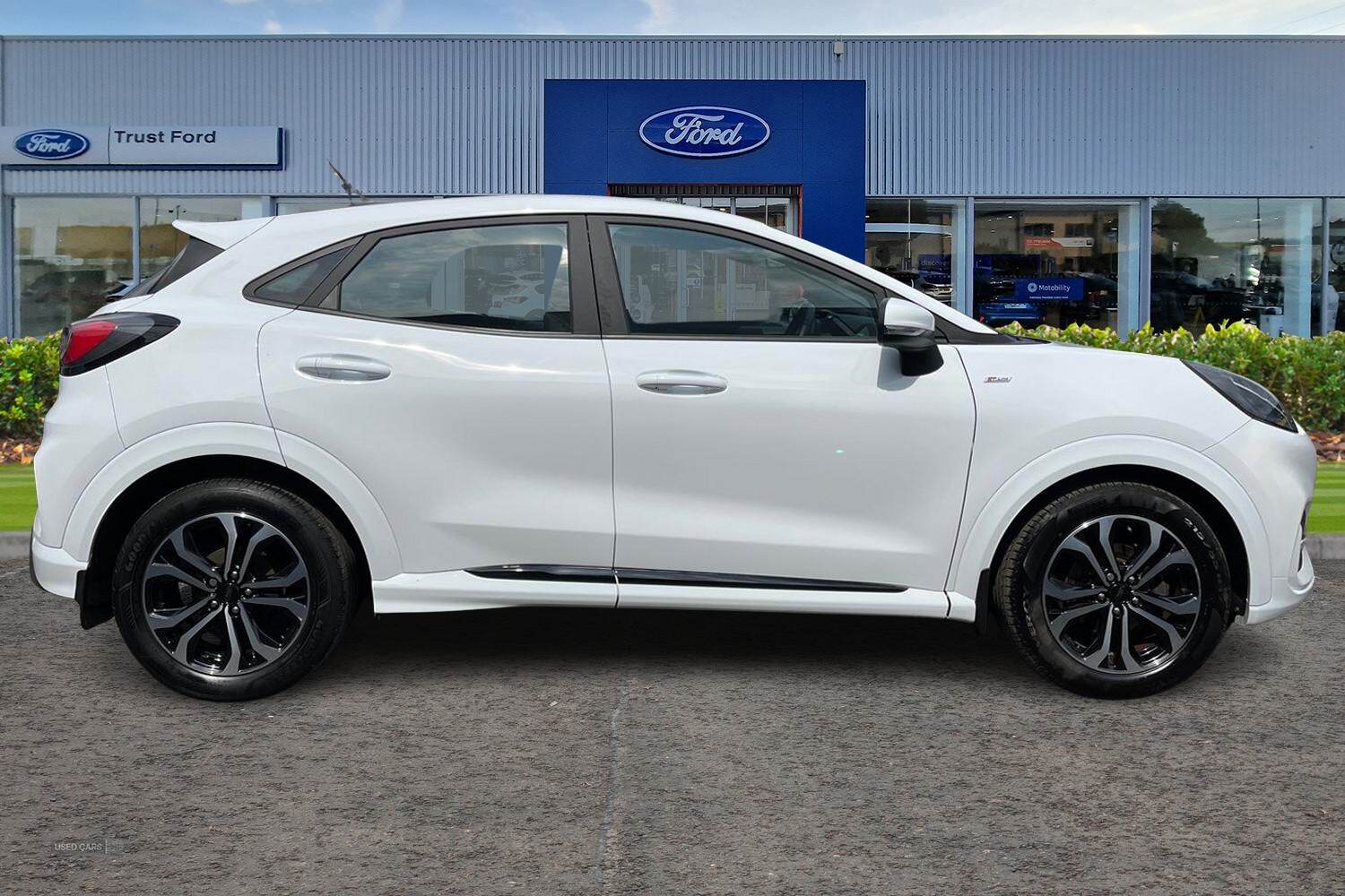 May 2022 Ford Puma 1.0 EcoBoost Hybrid mHEV ST-Line 5dr DCT