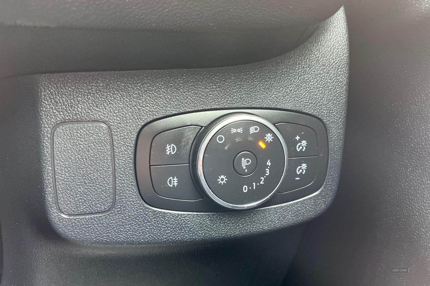 May 2022 Ford Puma 1.0 EcoBoost Hybrid mHEV ST-Line 5dr DCT