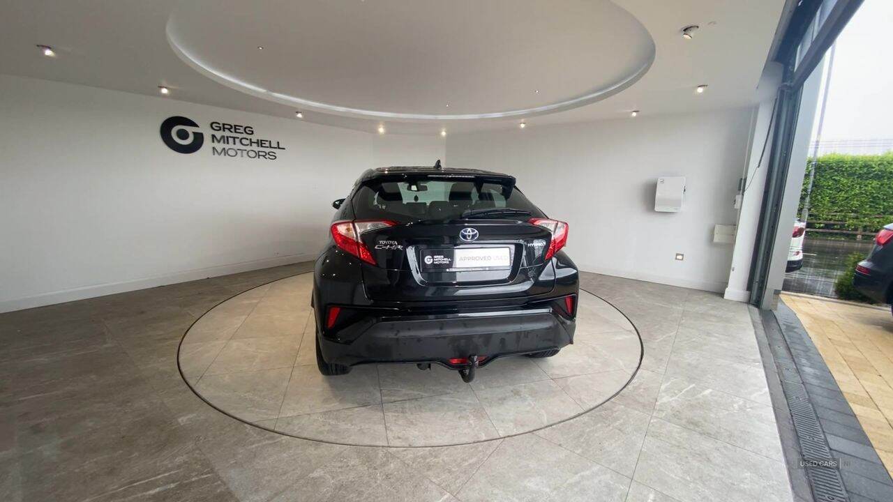 Jan 2019 Toyota C-HR 1.8 Hybrid Icon 5dr CVT