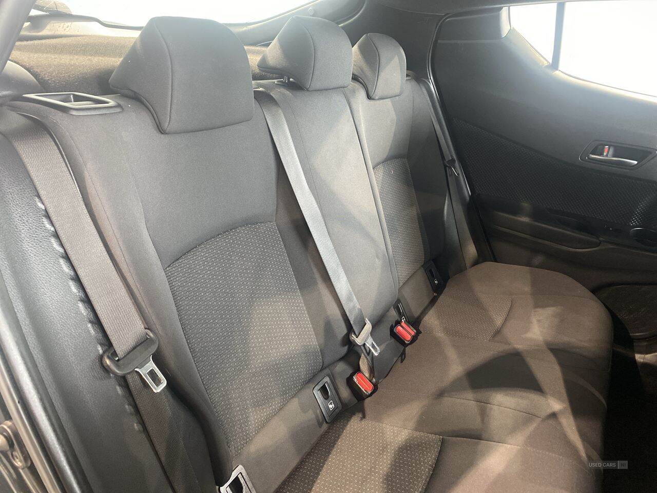 Jan 2019 Toyota C-HR 1.8 Hybrid Icon 5dr CVT
