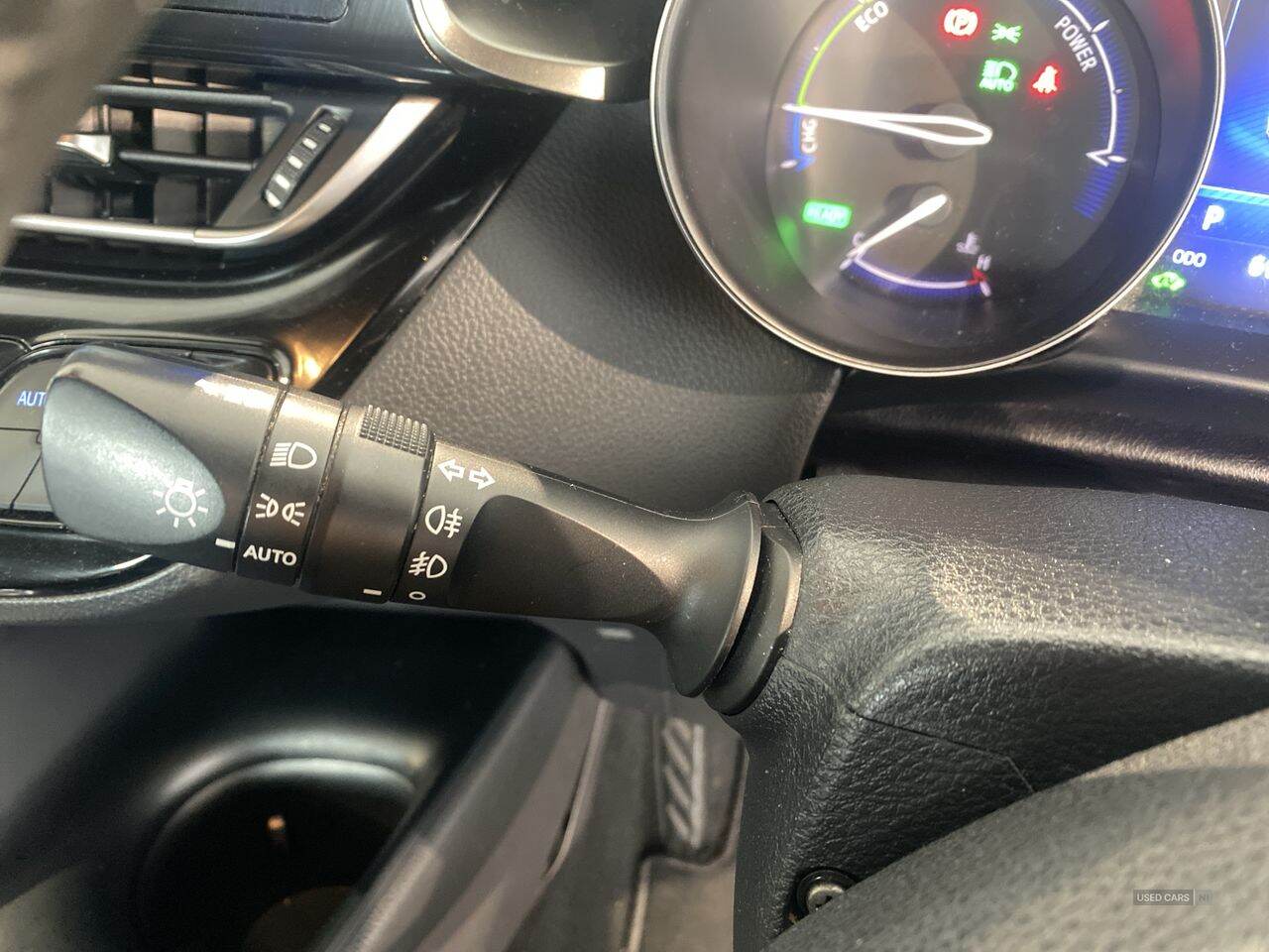 Jan 2019 Toyota C-HR 1.8 Hybrid Icon 5dr CVT