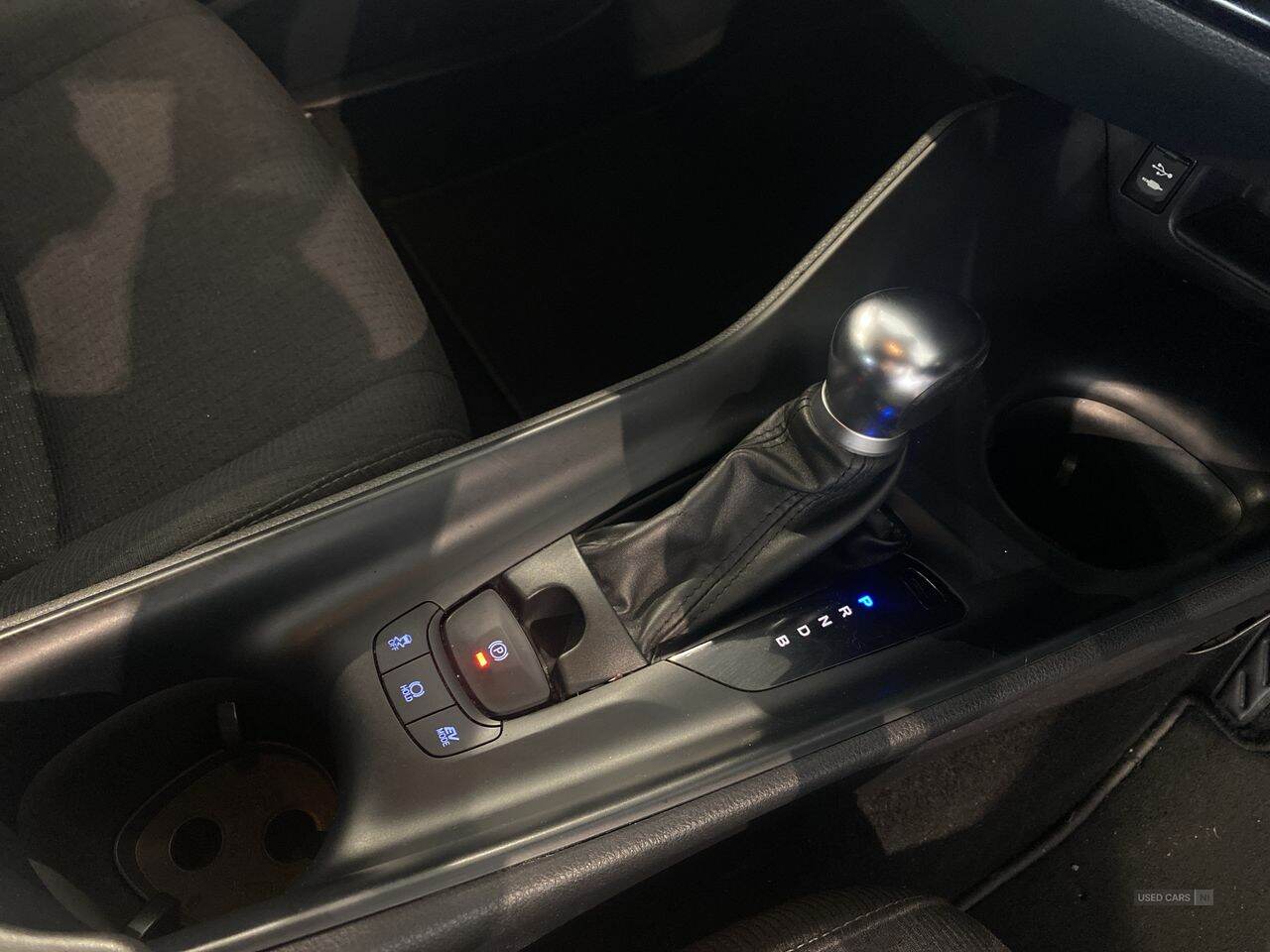 Jan 2019 Toyota C-HR 1.8 Hybrid Icon 5dr CVT