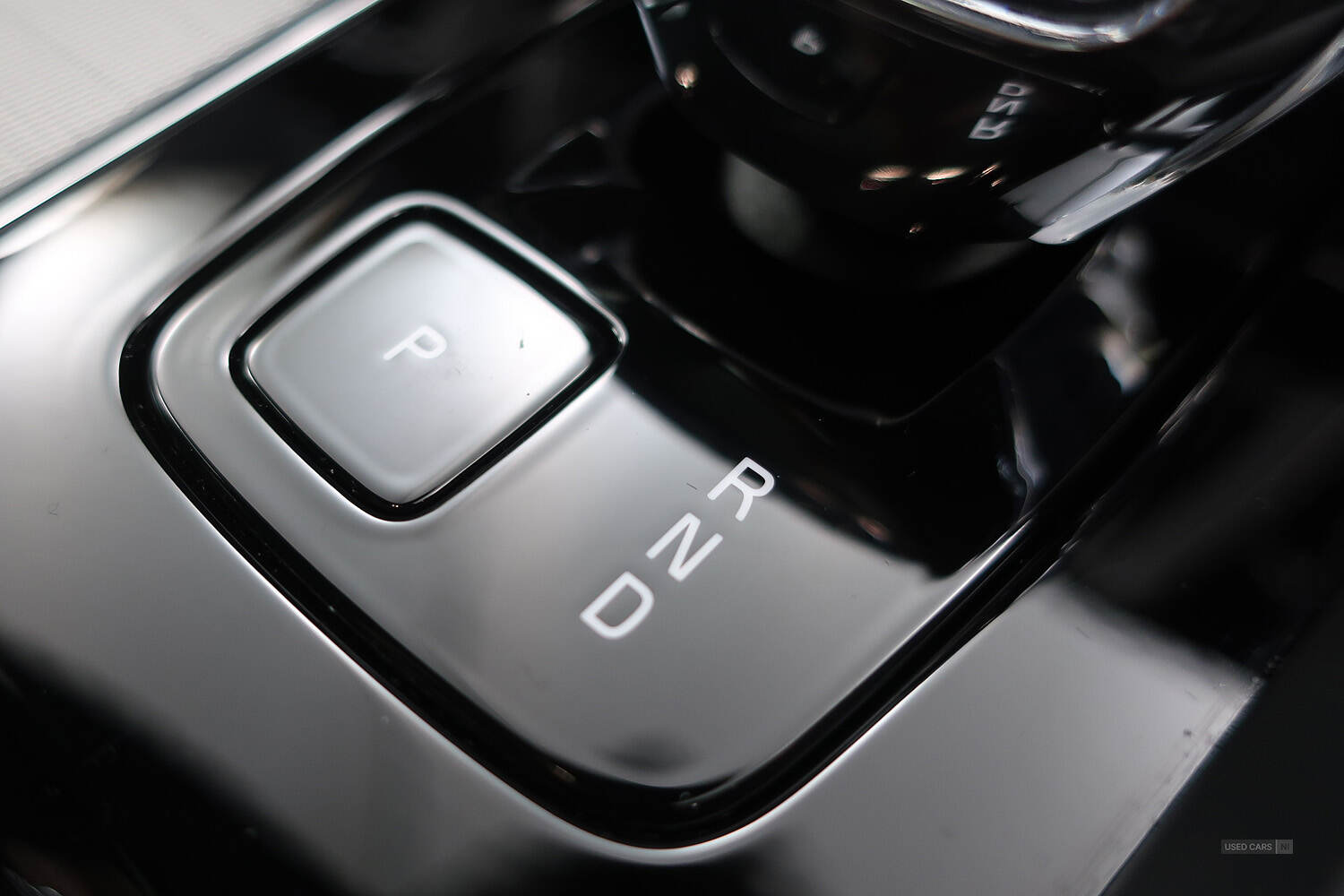 Sep 2024 Volvo XC60 2.0 T6 350 RC PHEV Plus Black Ed 5dr AWD Gtron