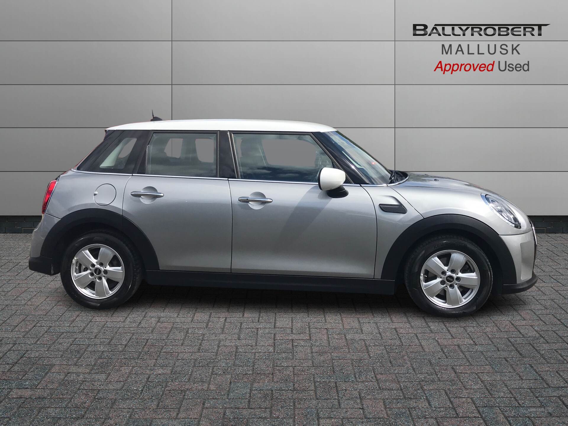 Jan 2023 MINI HATCHBACK 1.5 Cooper Classic 5dr Auto