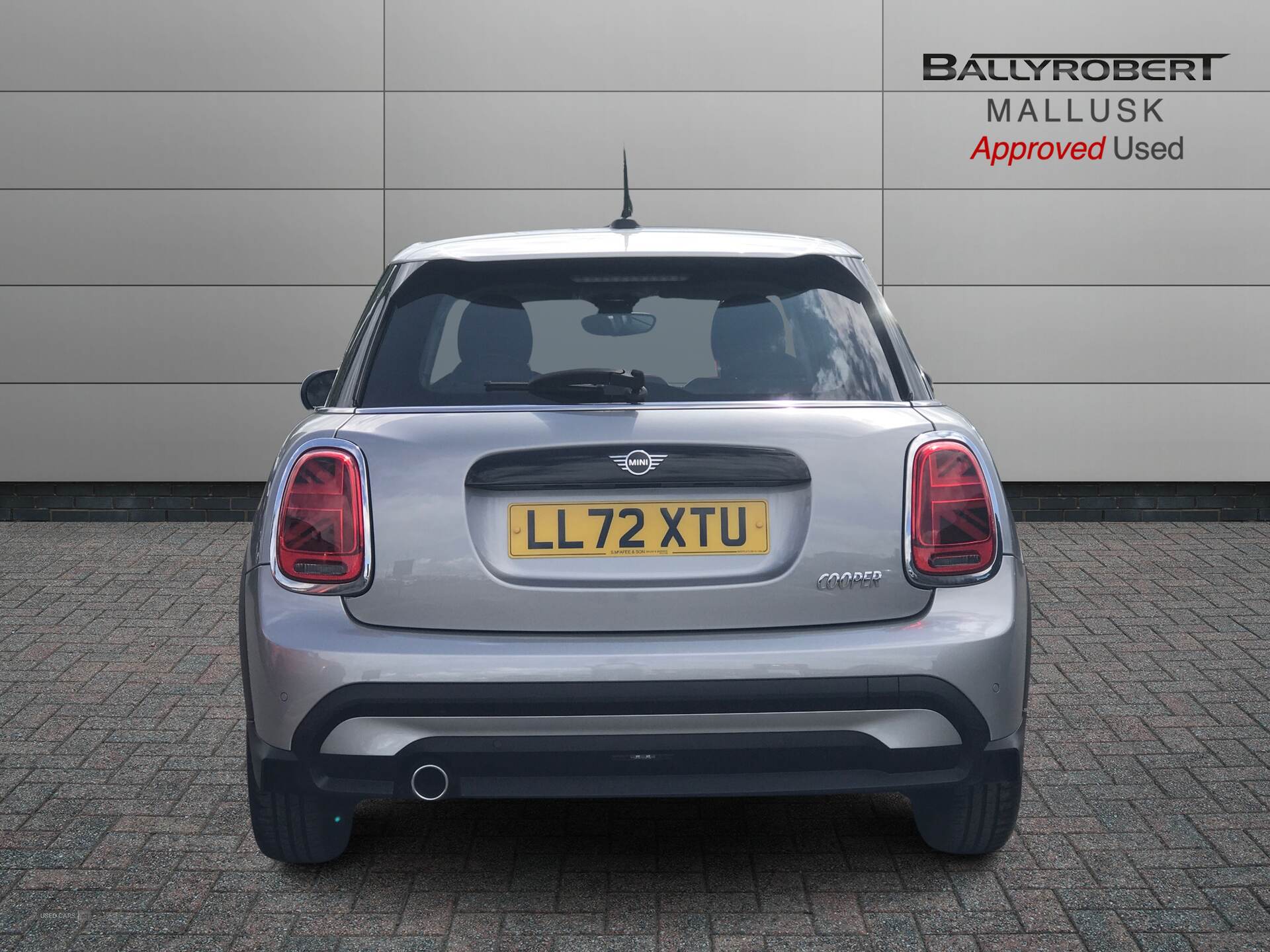 Jan 2023 MINI HATCHBACK 1.5 Cooper Classic 5dr Auto