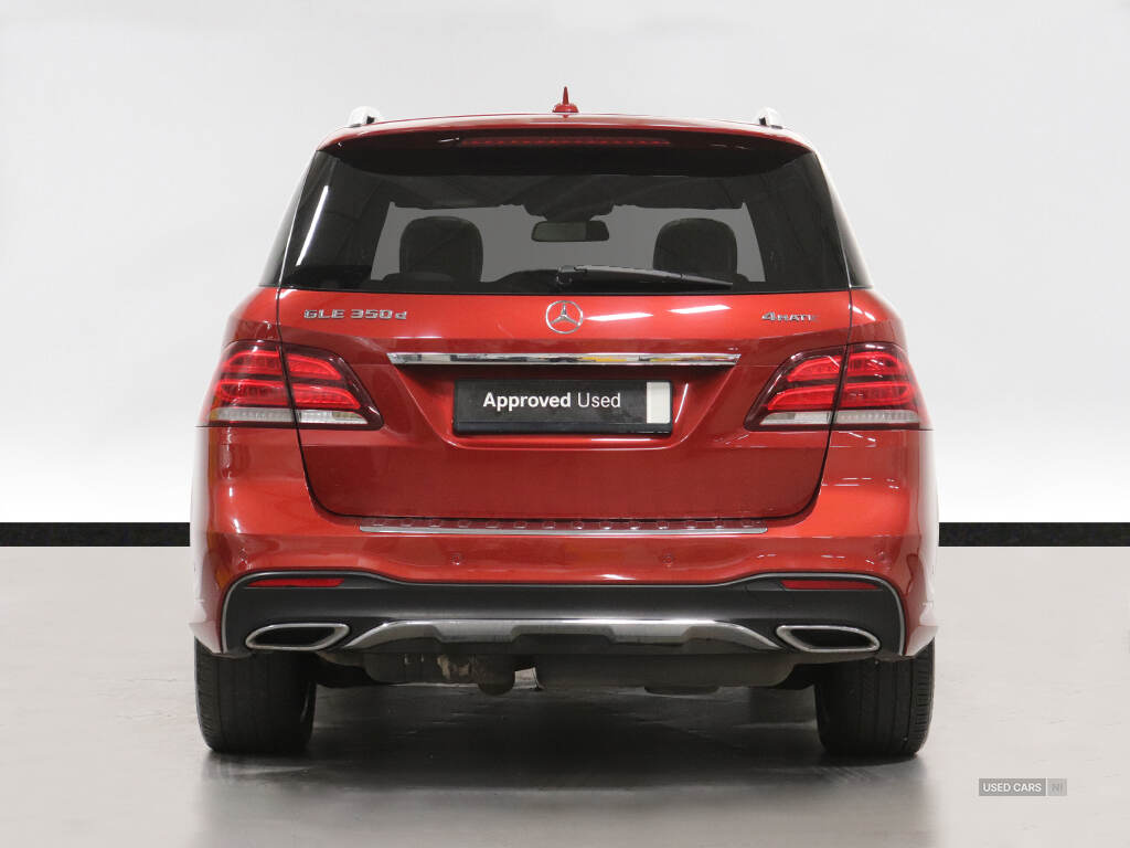 Sep 2017 Mercedes-Benz GLE GLE 350d 4Matic Designo Line 5dr 9G-Tronic
