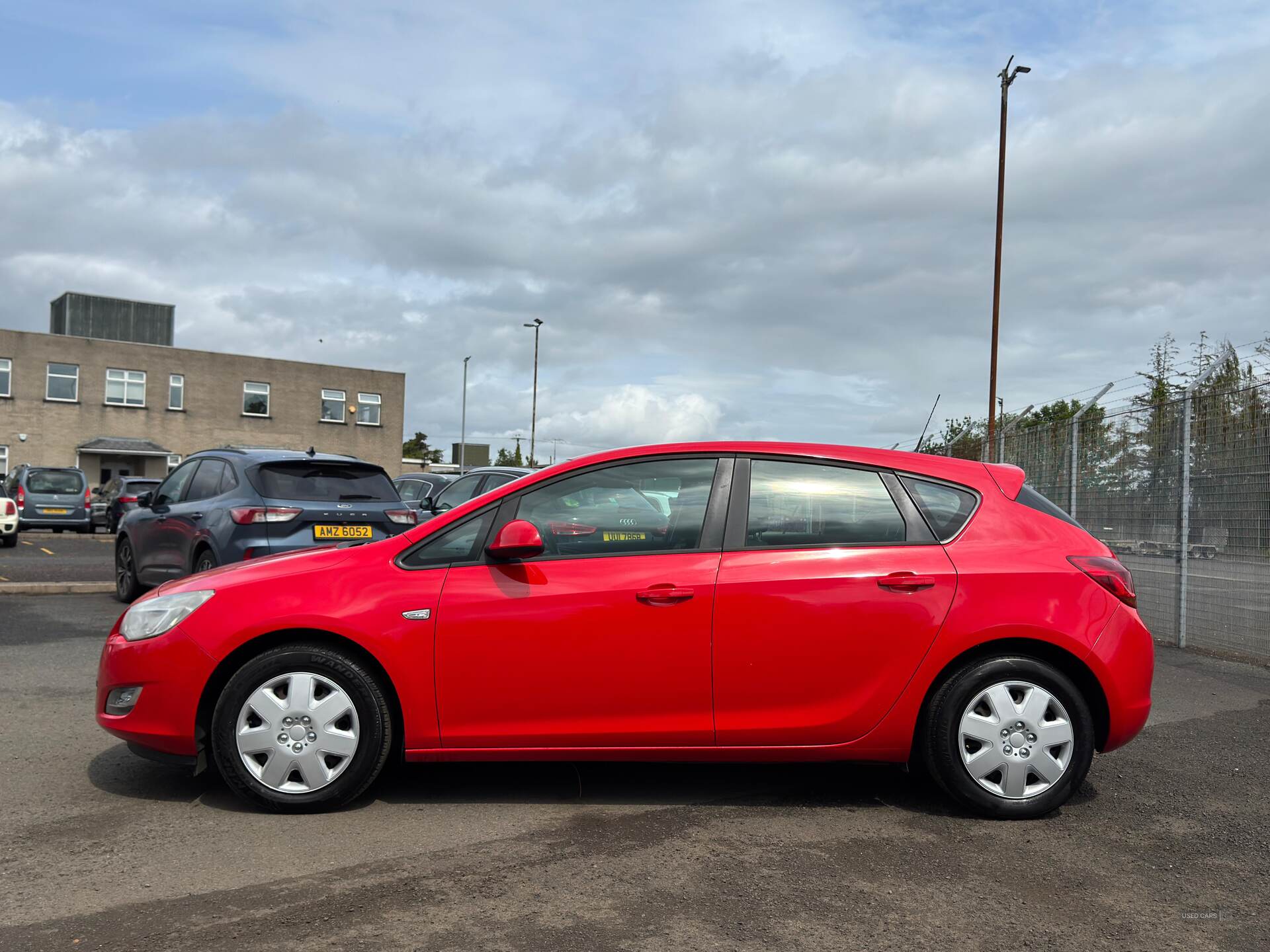 Apr 2011 Vauxhall Astra 1.7 CDTi 16V ecoFLEX Exclusiv 5dr