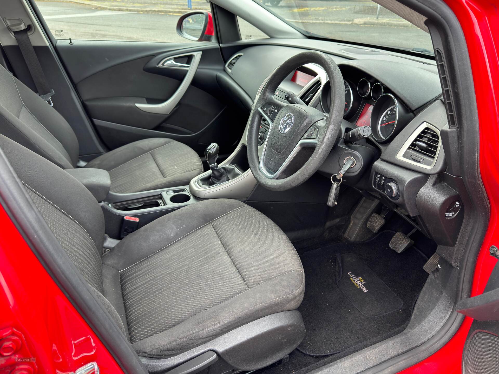 Apr 2011 Vauxhall Astra 1.7 CDTi 16V ecoFLEX Exclusiv 5dr